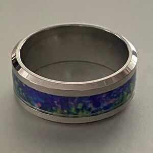 Stainless nwot size 8 unisex Steel Ring with Blue and Green Inlay